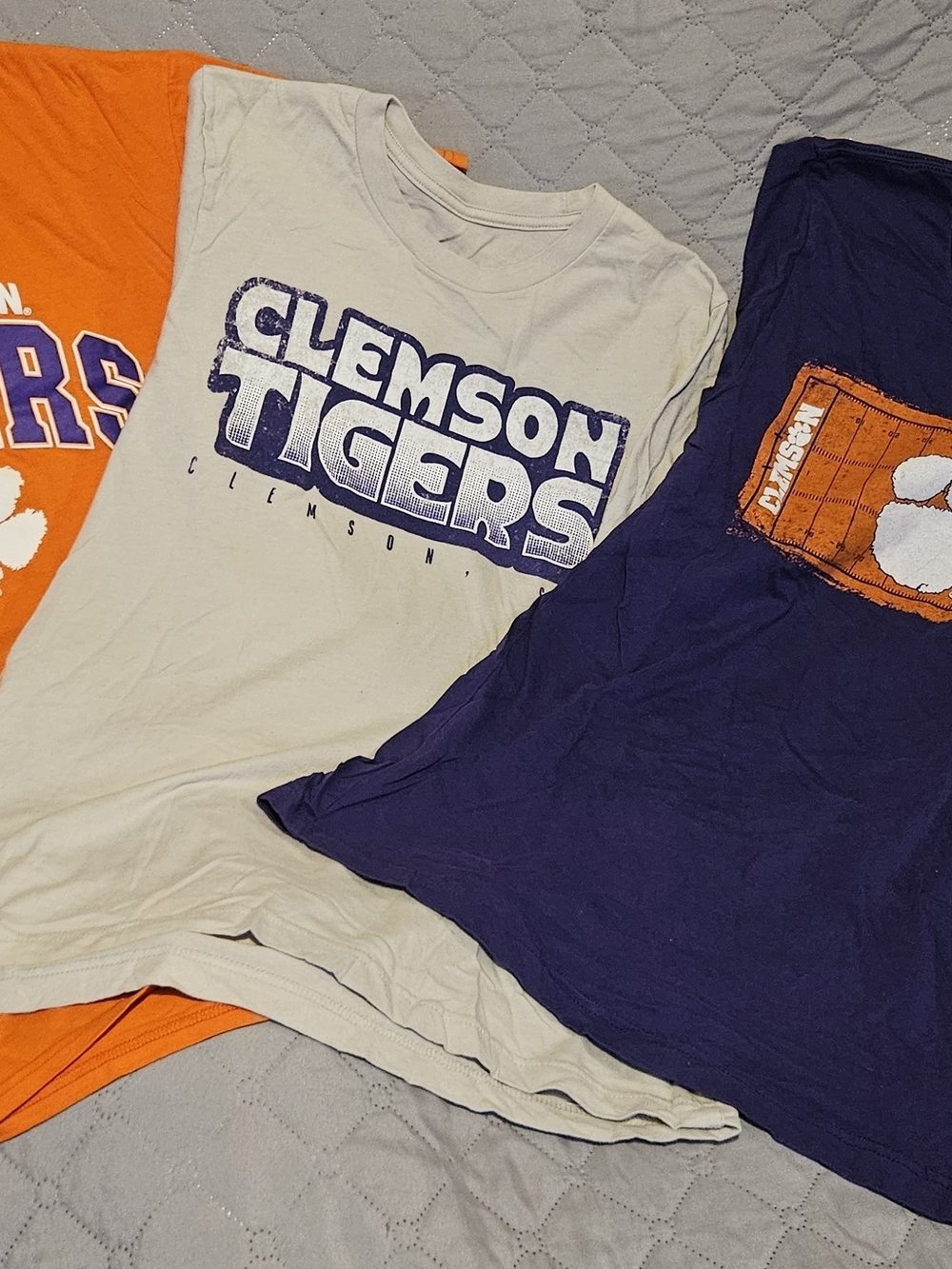 Clemson Tigers Mens Med (Small) Graphic Tee - White